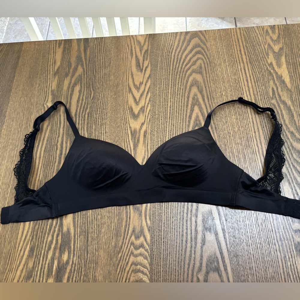 Soma Enbliss Wireless Bra 32D